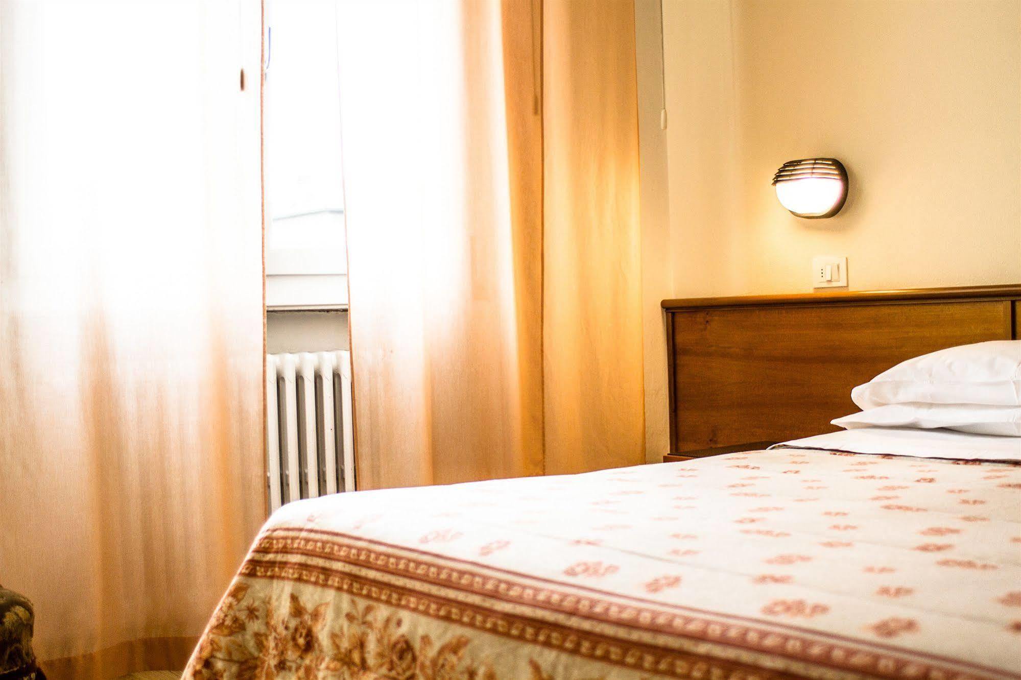 Piccolo Hotel Lizzano In Belvedere Esterno foto